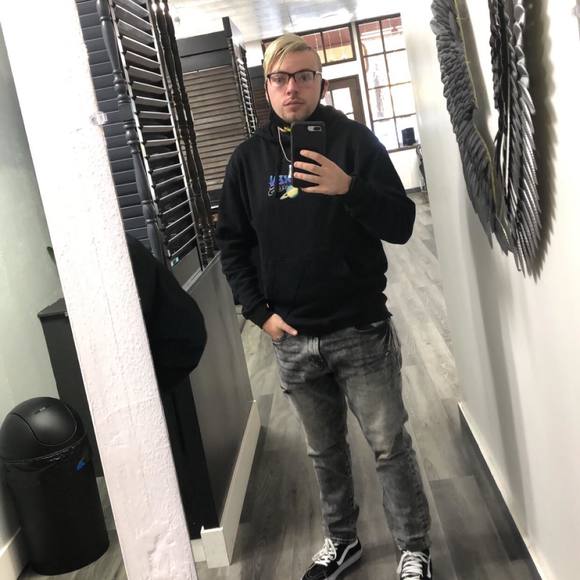 devyn_lewis